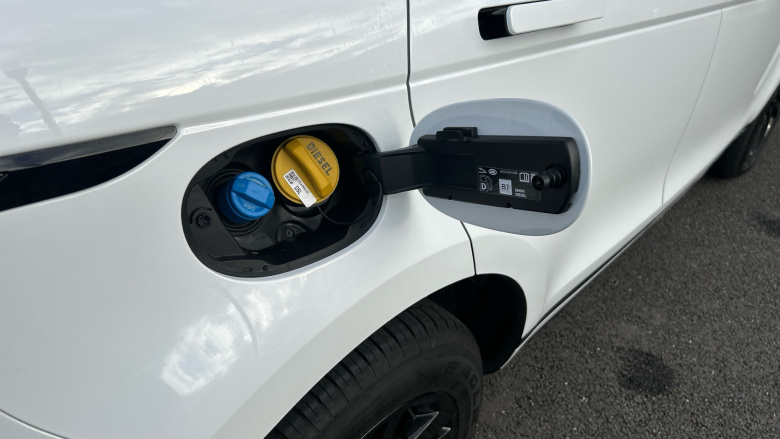 Land Rover Range Rover Evoque 2.0 D165 S 5dr Auto Diesel Hatchback